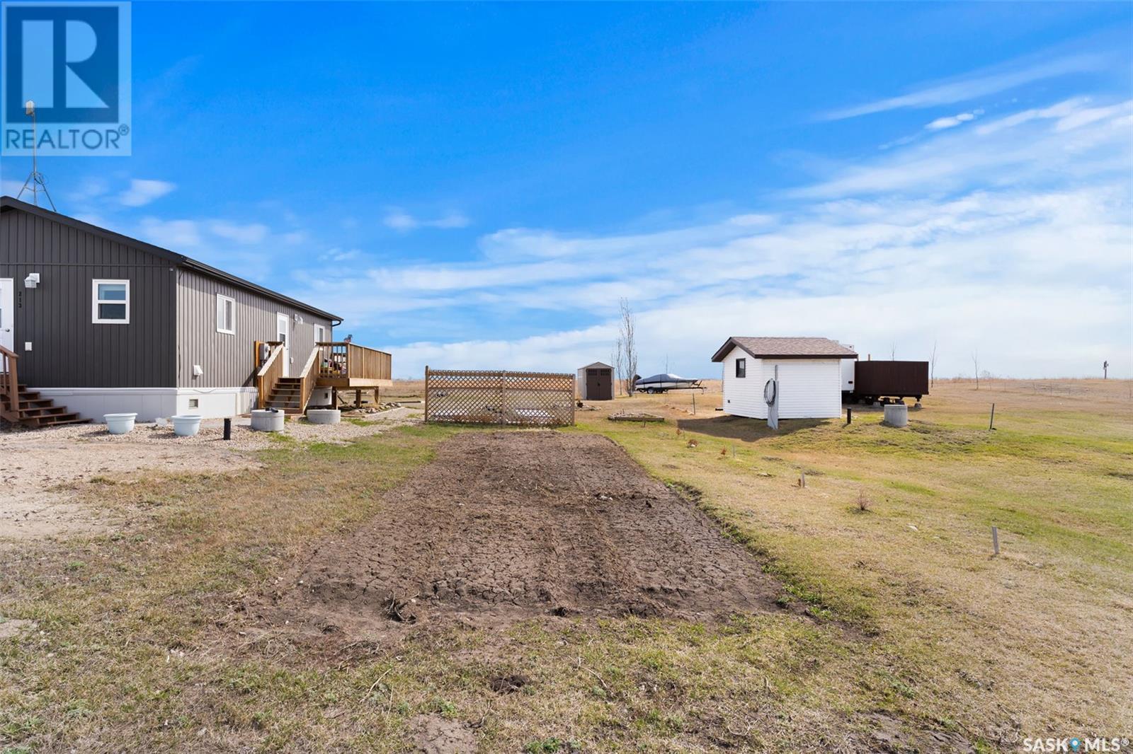 












213 Barber ROAD

,
Collingwood Lakeshore Estates,




Saskatchewan
S0G4V0

