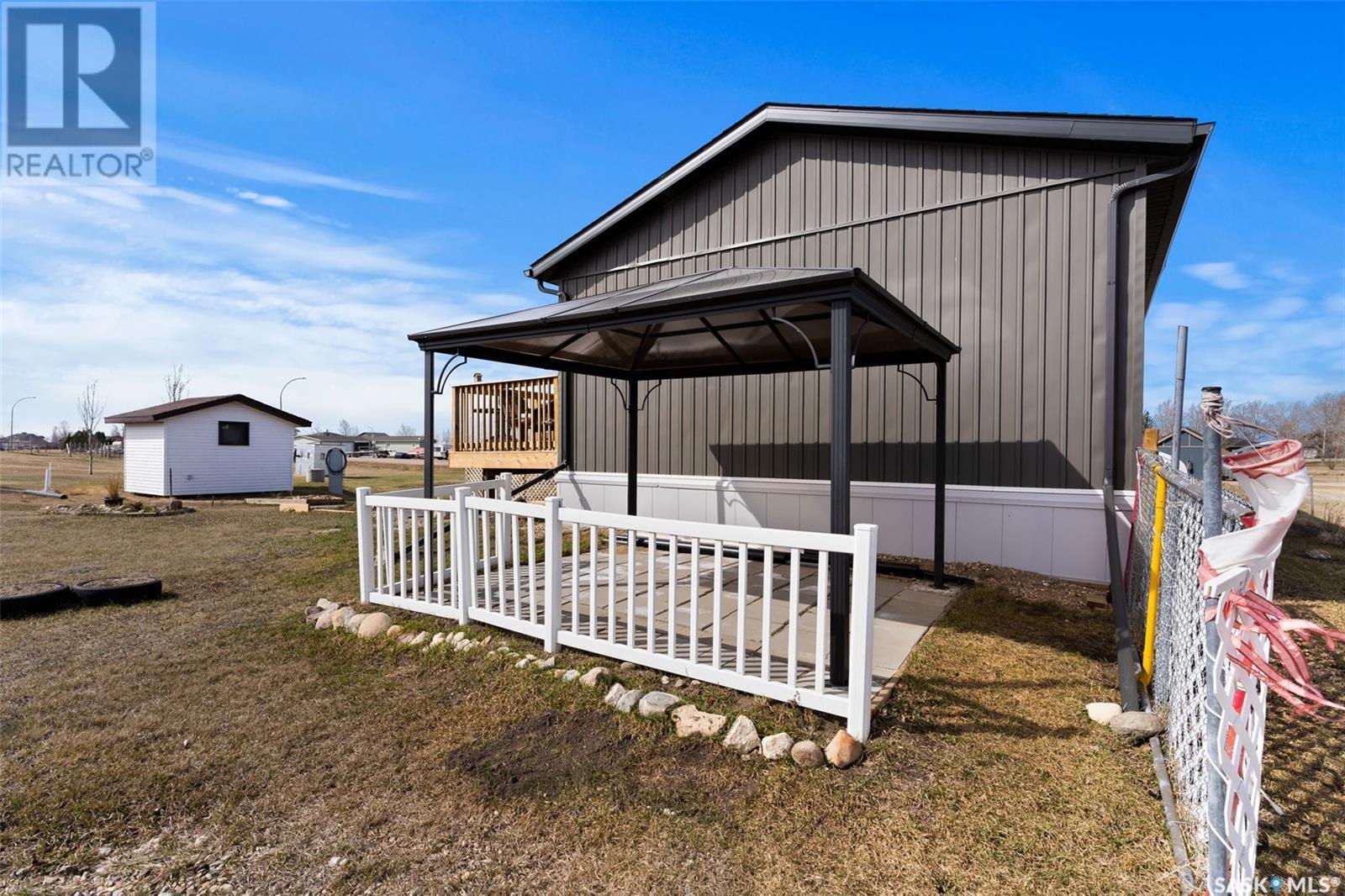 












213 Barber ROAD

,
Collingwood Lakeshore Estates,




Saskatchewan
S0G4V0


