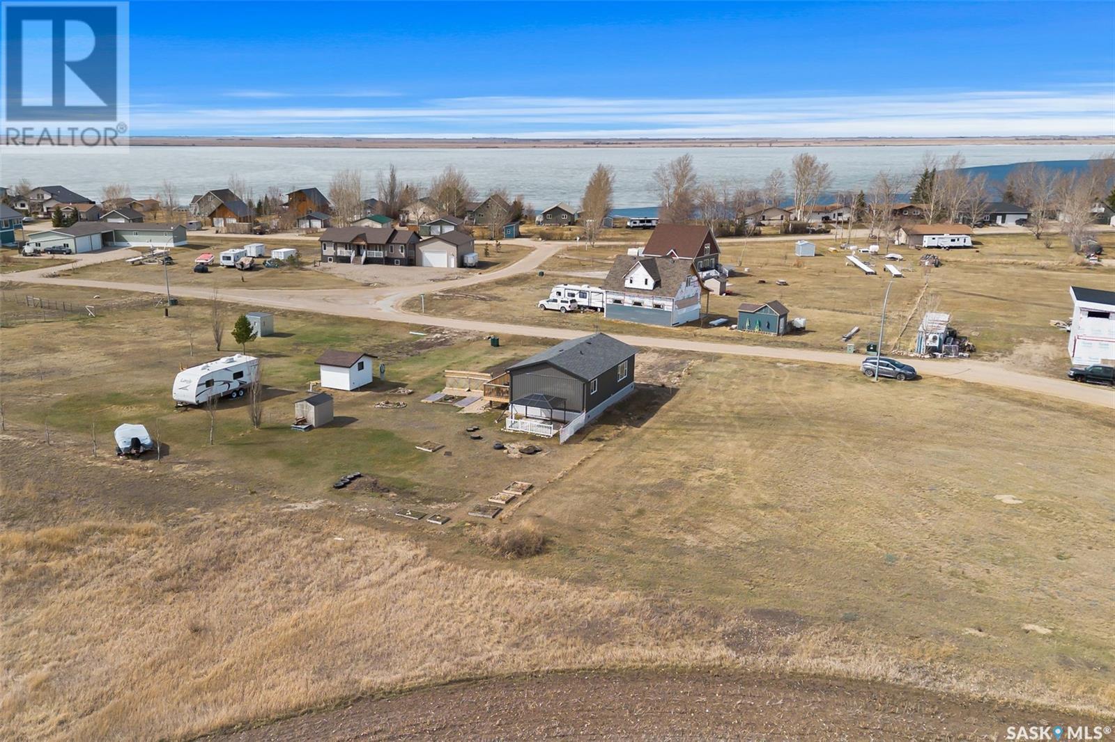 












213 Barber ROAD

,
Collingwood Lakeshore Estates,




Saskatchewan
S0G4V0

