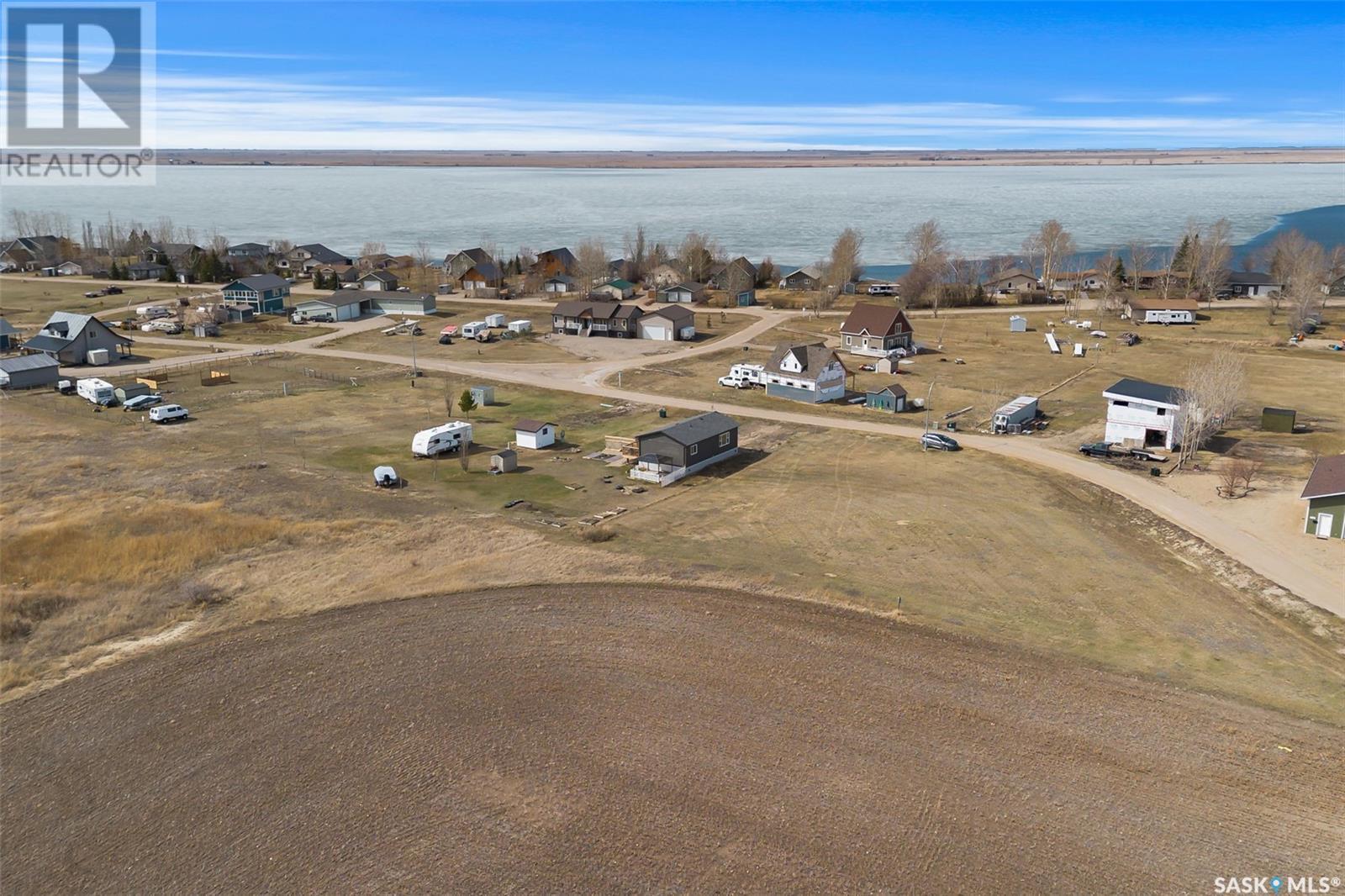 












213 Barber ROAD

,
Collingwood Lakeshore Estates,




Saskatchewan
S0G4V0

