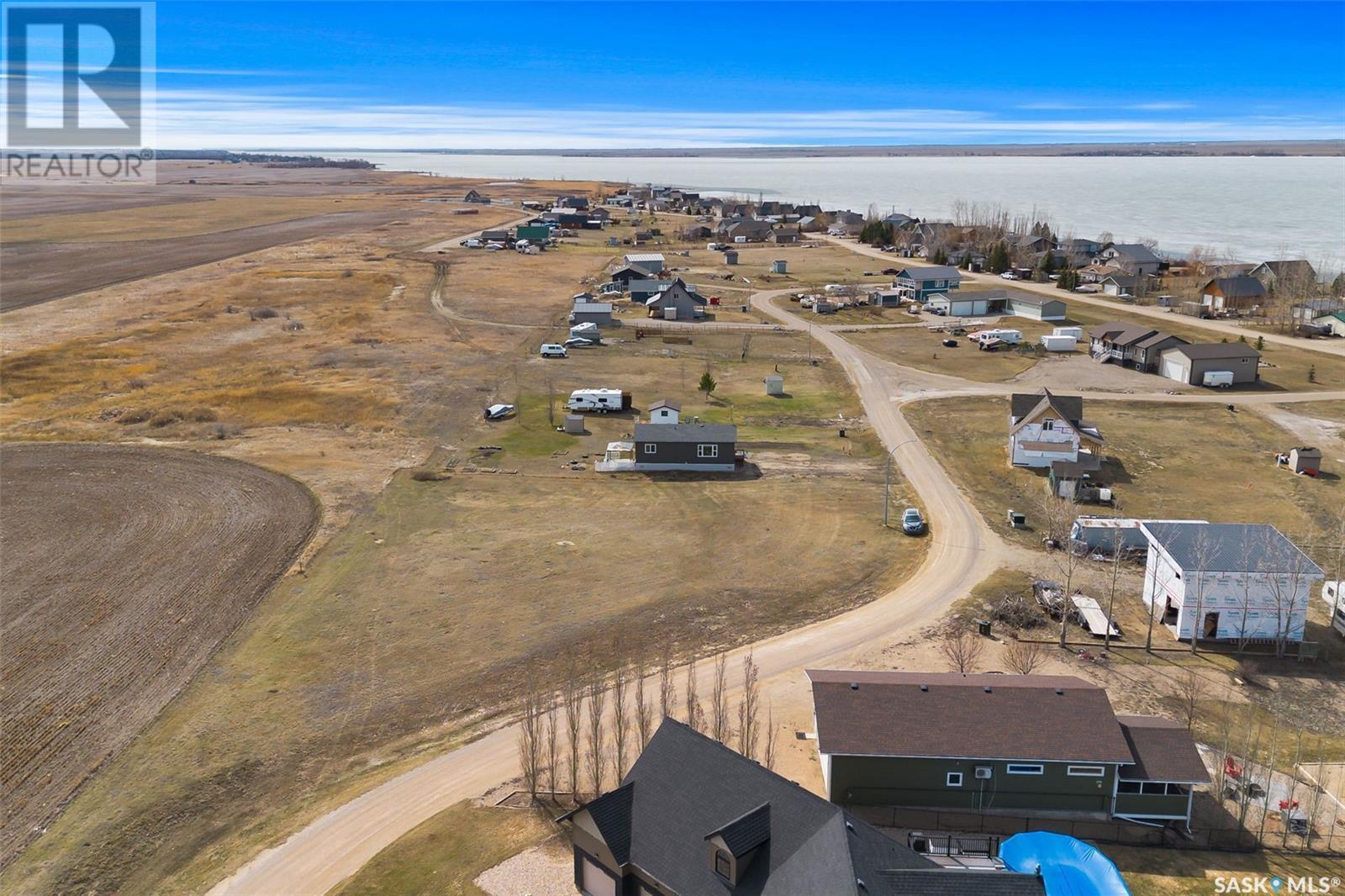 












213 Barber ROAD

,
Collingwood Lakeshore Estates,




Saskatchewan
S0G4V0

