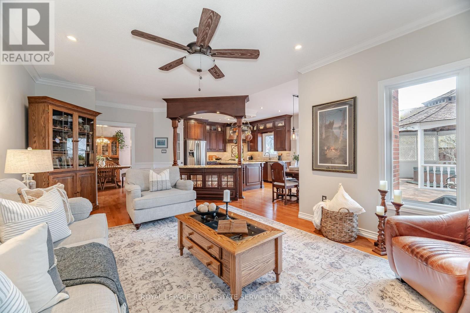 












2097 ARBOURVIEW DRIVE

,
Oakville,




Ontario
L6M3P3

