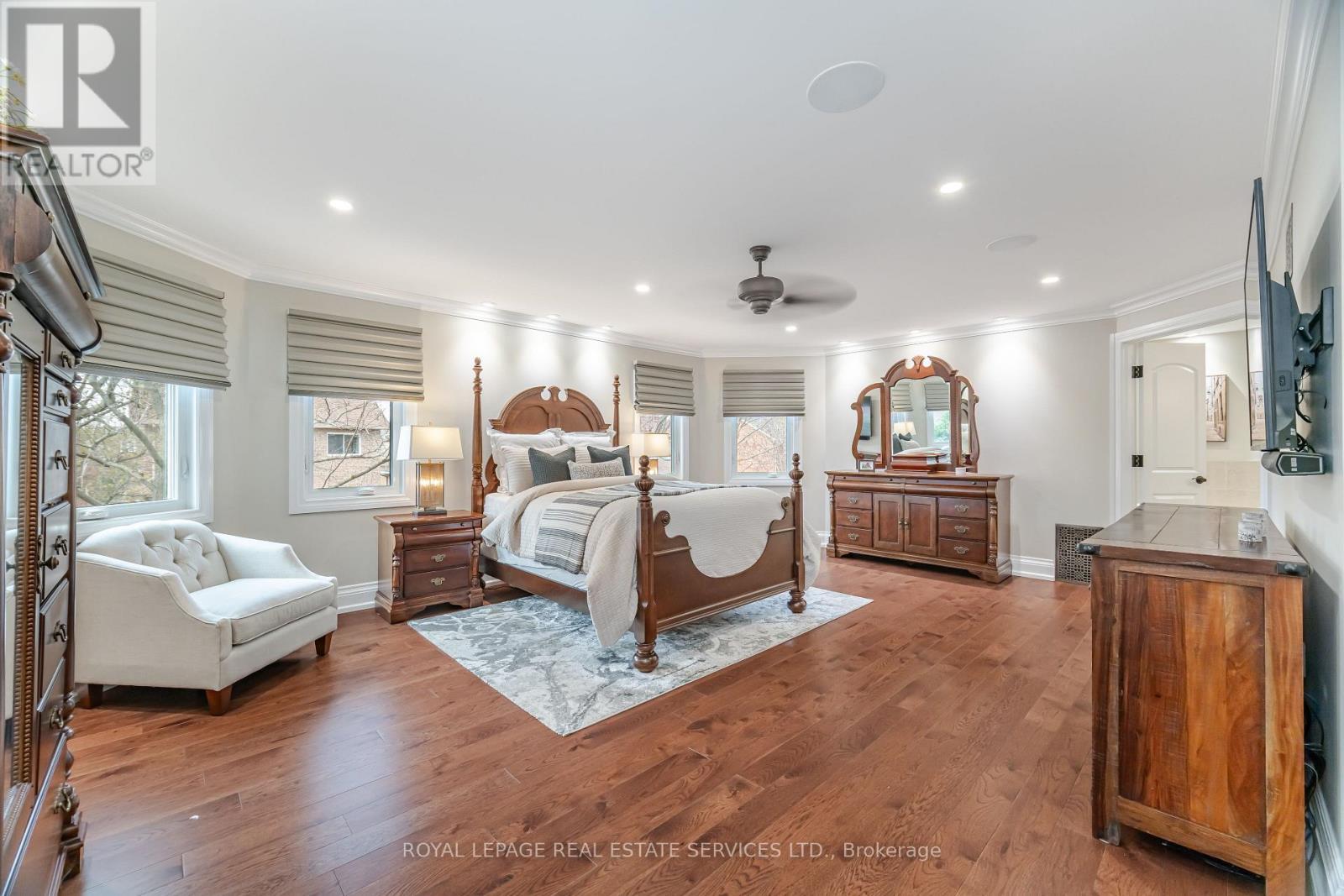 












2097 ARBOURVIEW DRIVE

,
Oakville,




Ontario
L6M3P3

