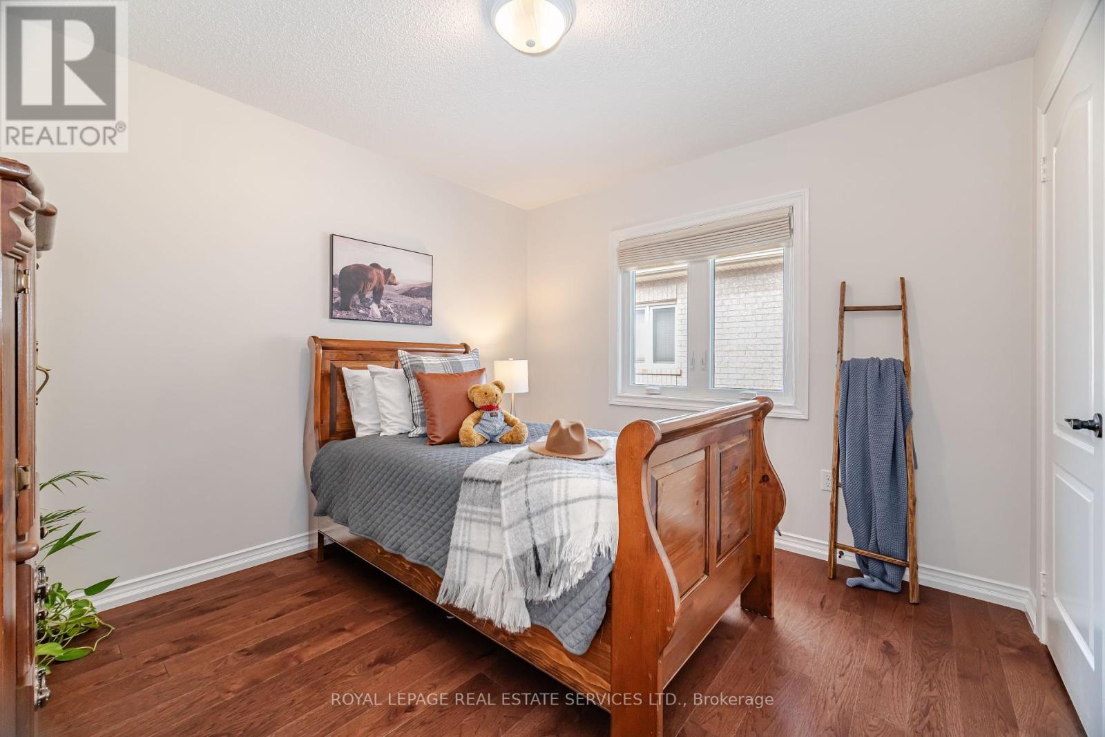 












2097 ARBOURVIEW DRIVE

,
Oakville,




Ontario
L6M3P3

