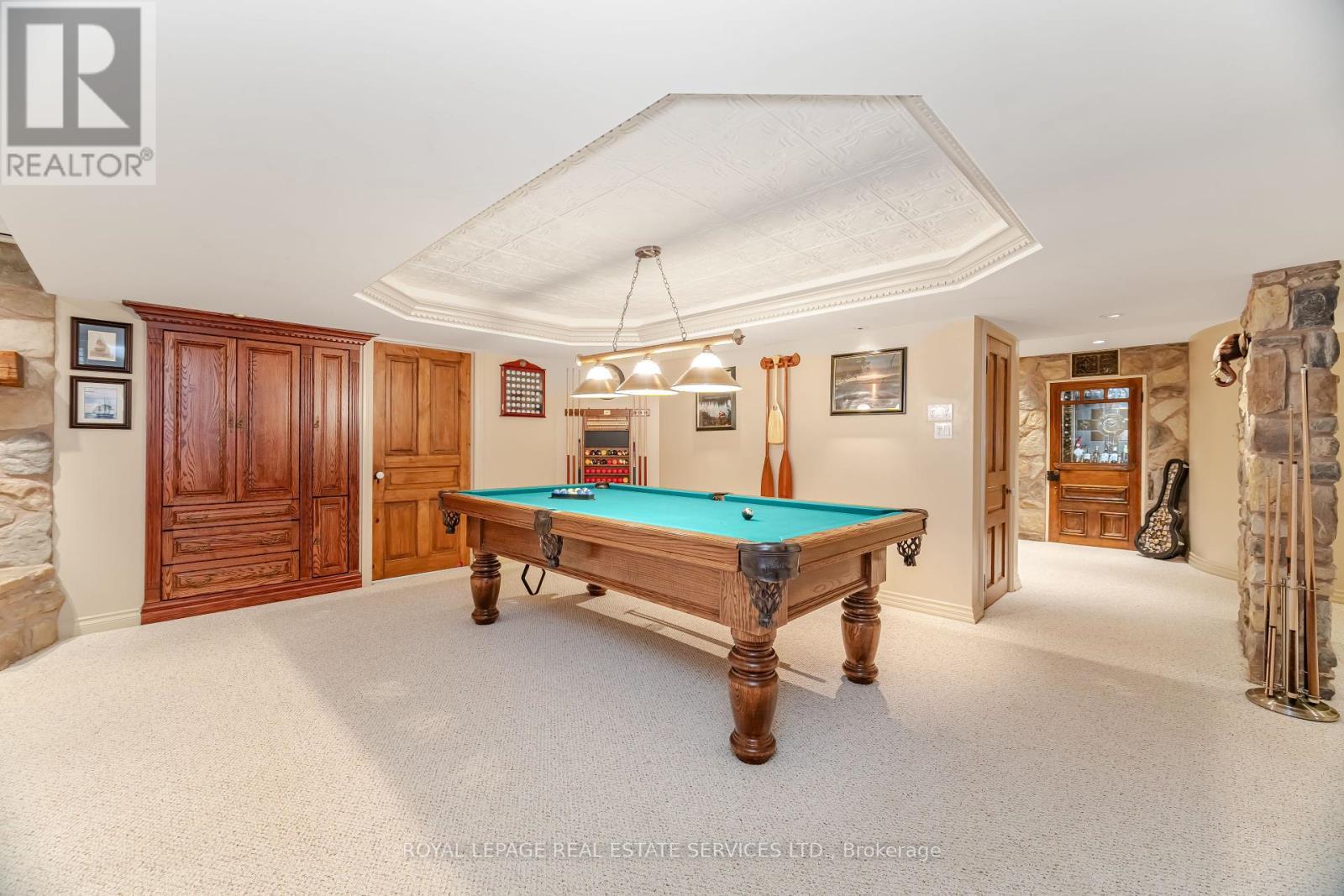 












2097 ARBOURVIEW DRIVE

,
Oakville,




Ontario
L6M3P3

