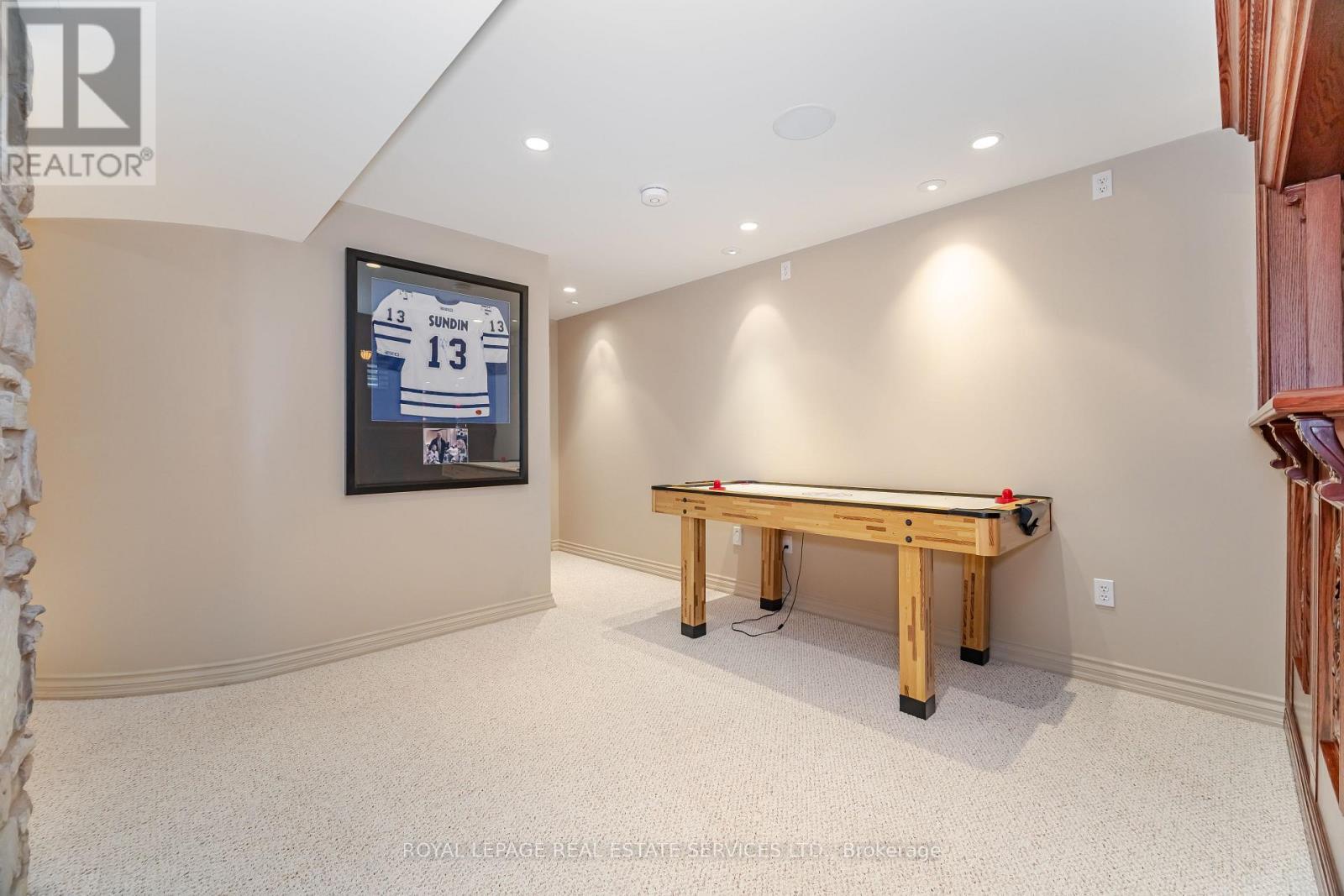 












2097 ARBOURVIEW DRIVE

,
Oakville,




Ontario
L6M3P3

