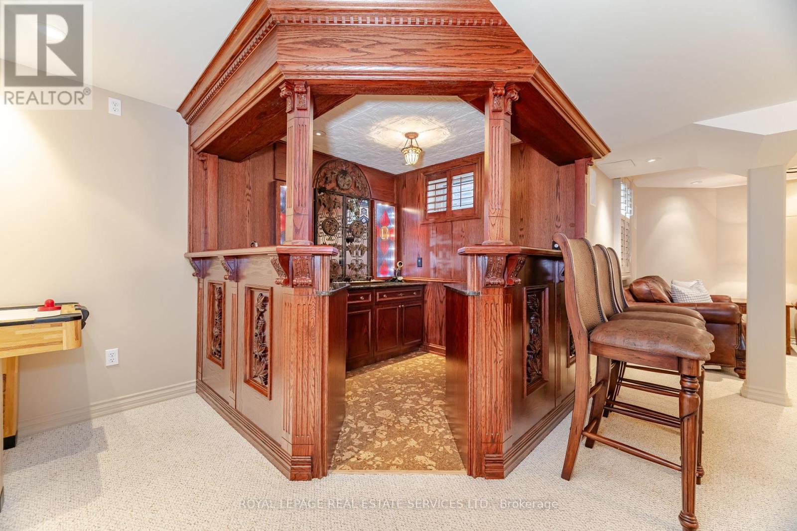 












2097 ARBOURVIEW DRIVE

,
Oakville,




Ontario
L6M3P3

