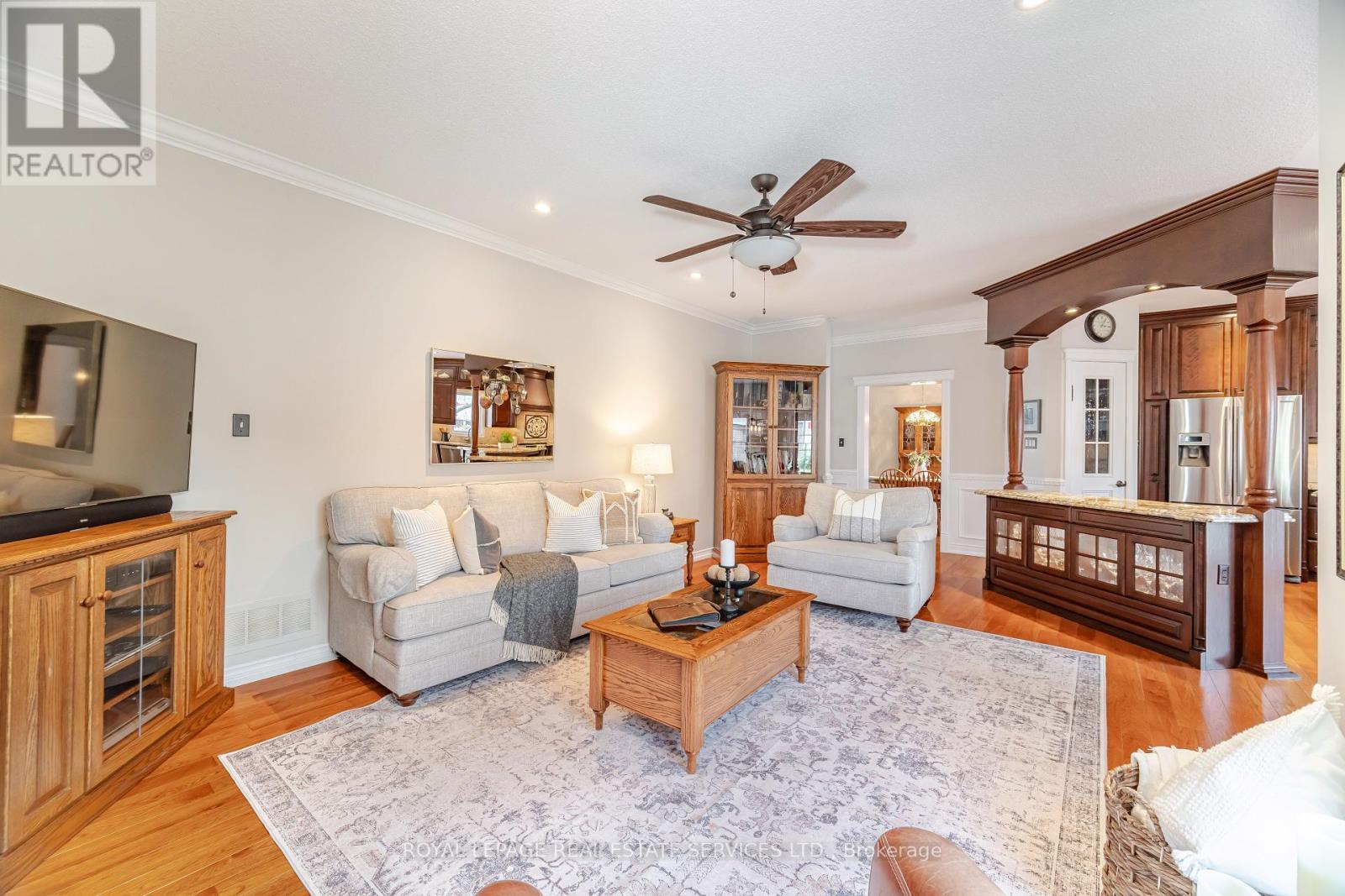 












2097 ARBOURVIEW DRIVE

,
Oakville,




Ontario
L6M3P3

