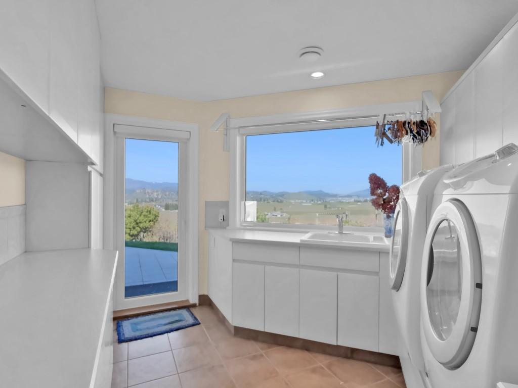 









3240


Pooley

Road,
Kelowna,




BC
V1W 4G7

