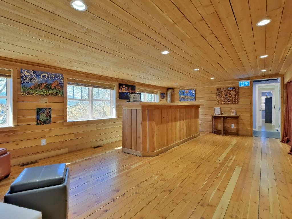 









3240


Pooley

Road,
Kelowna,




BC
V1W 4G7

