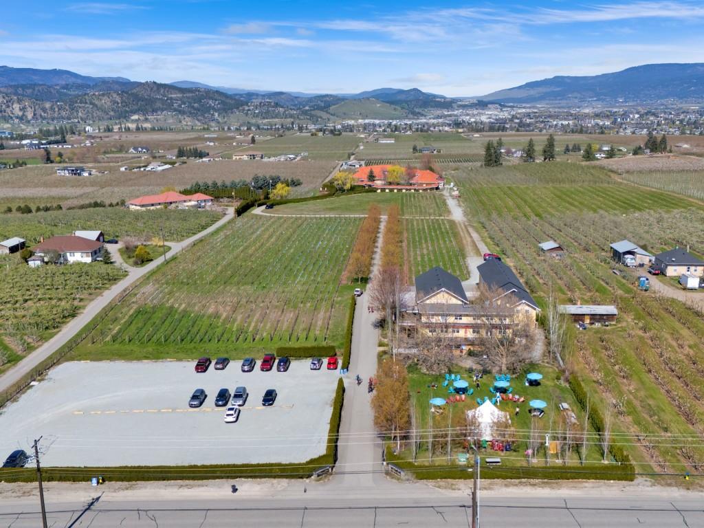 









3240


Pooley

Road,
Kelowna,




BC
V1W 4G7

