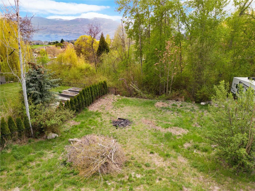 









2621


Rufli

Road,
West Kelowna,







BC
V4T 1R3

