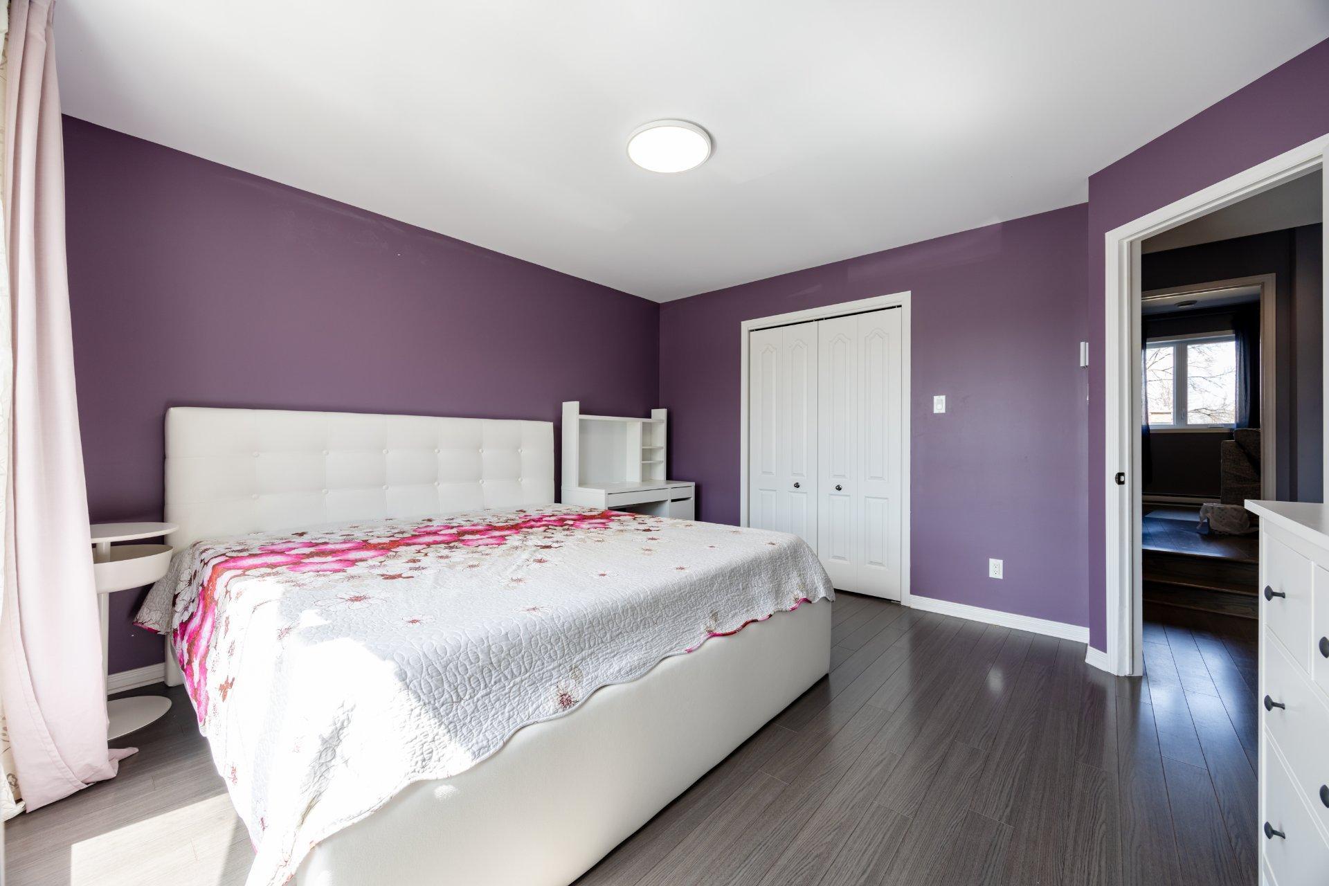 









101


Rue Hardisty

,
Châteauguay,




QC
J6J0B7

