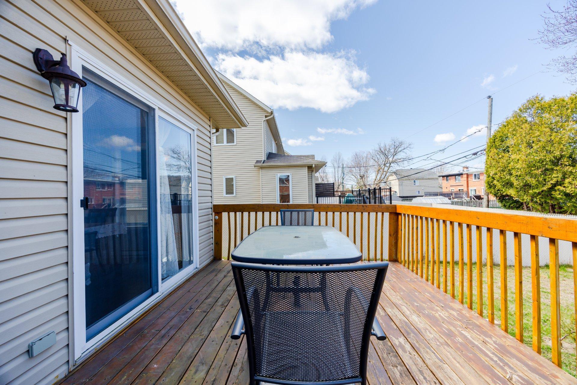 









101


Rue Hardisty

,
Châteauguay,




QC
J6J0B7

