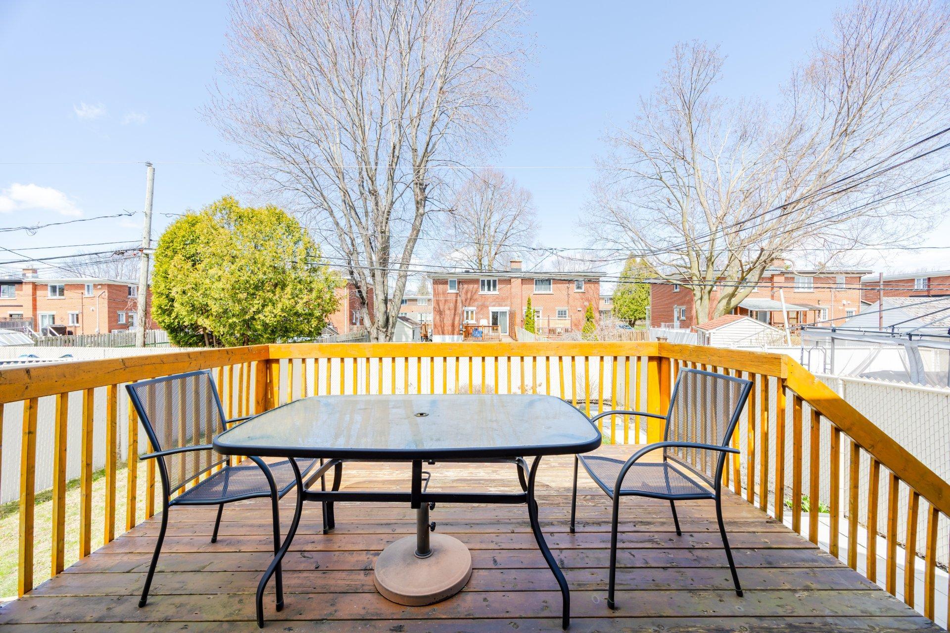 









101


Rue Hardisty

,
Châteauguay,




QC
J6J0B7

