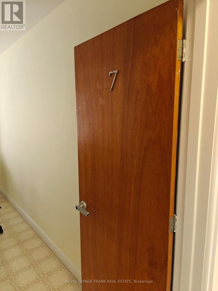 












ROOM #7 - 374 CENTRAL PARK BOULEVARD S

,
Oshawa (Central),




Ontario
L1H5X2

