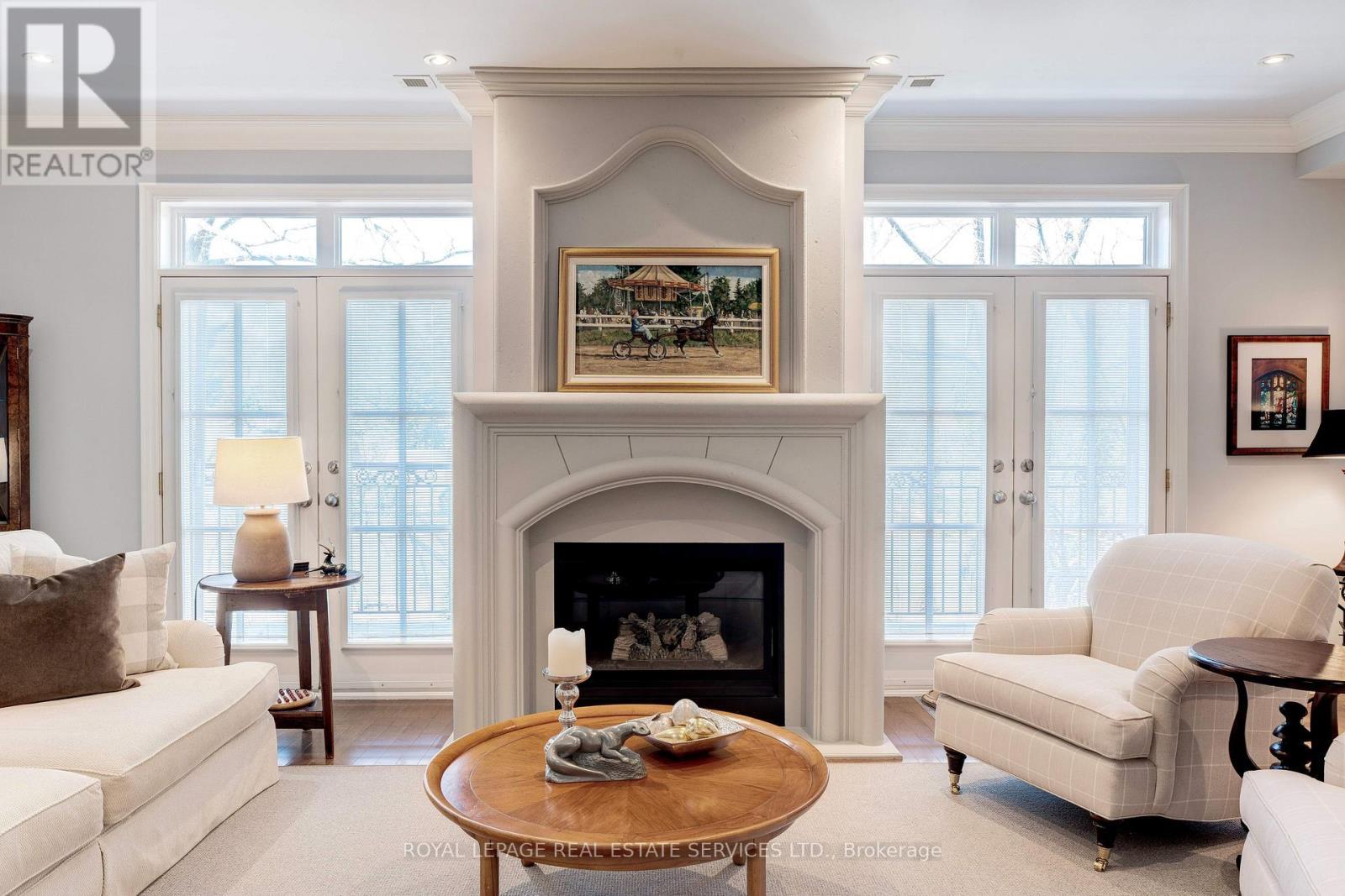 












339 RANDALL STREET

,
Oakville,




Ontario
L6J1R3


