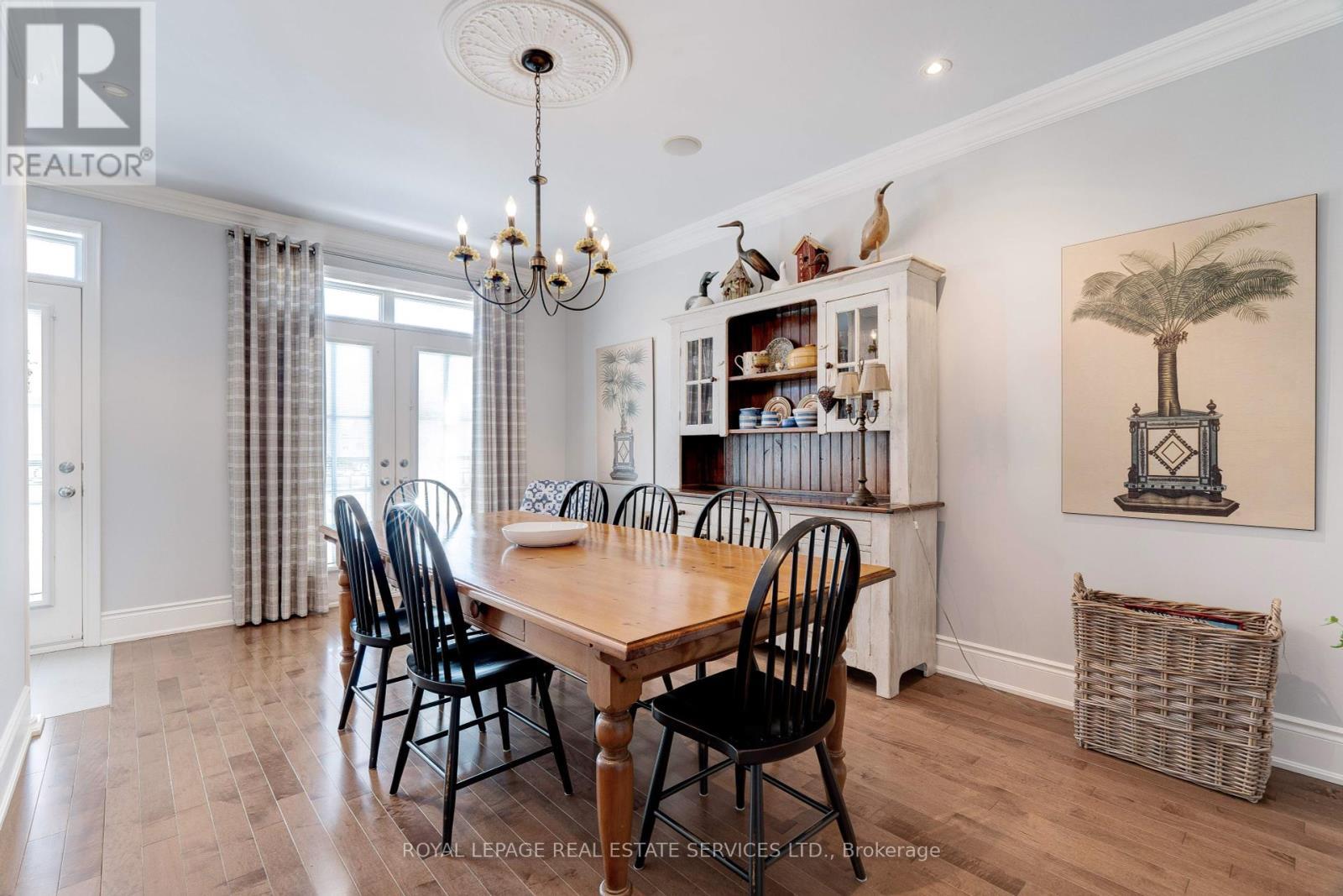 












339 RANDALL STREET

,
Oakville,




Ontario
L6J1R3


