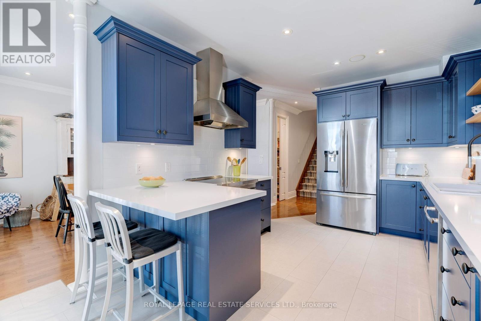 












339 RANDALL STREET

,
Oakville,




Ontario
L6J1R3

