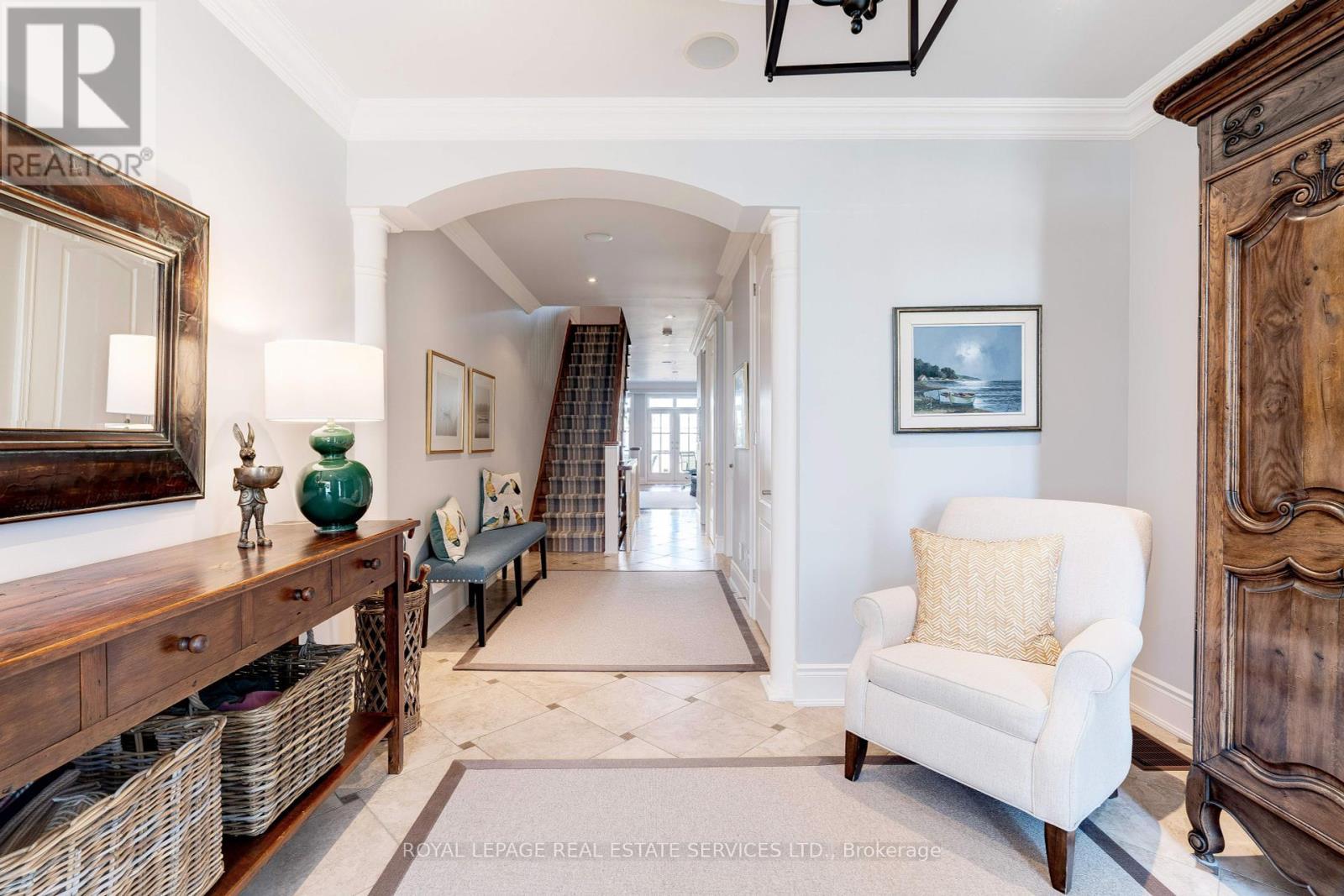 












339 RANDALL STREET

,
Oakville,




Ontario
L6J1R3

