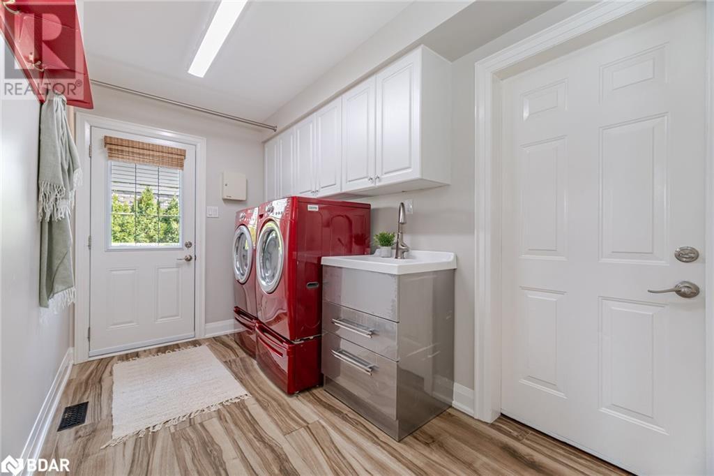 












6736 BARRISDALE Drive

,
Mississauga,




Ontario
L5N2H4

