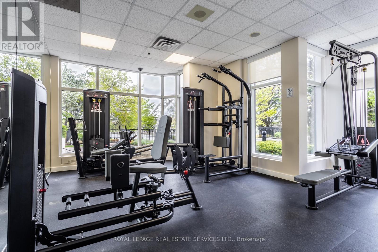 












809 - 1 PALACE PIER COURT

,
Toronto,




Ontario
M8V3W9

