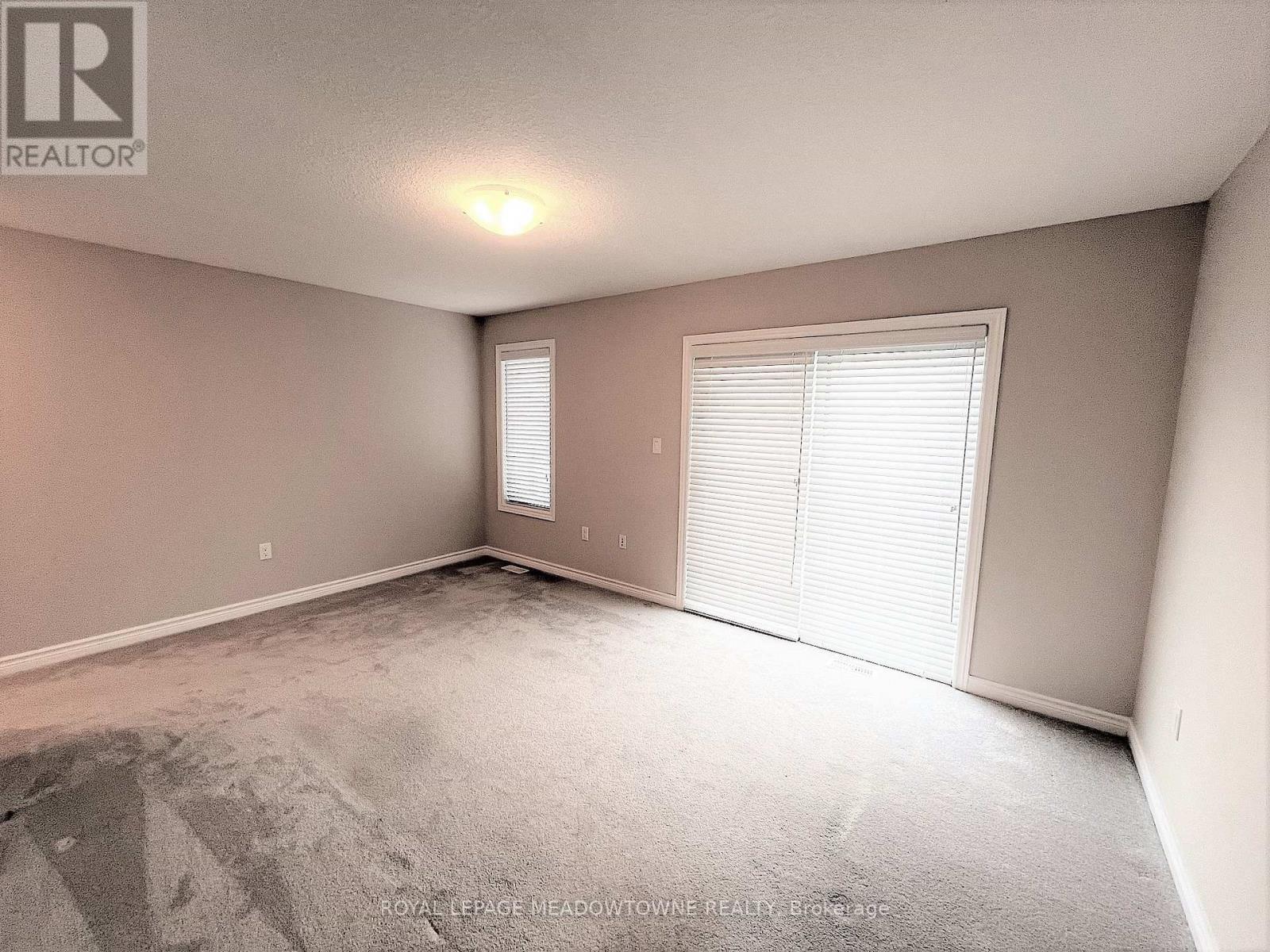












146 - 445 ONTARIO STREET

,
Milton,




Ontario
L9T9K5

