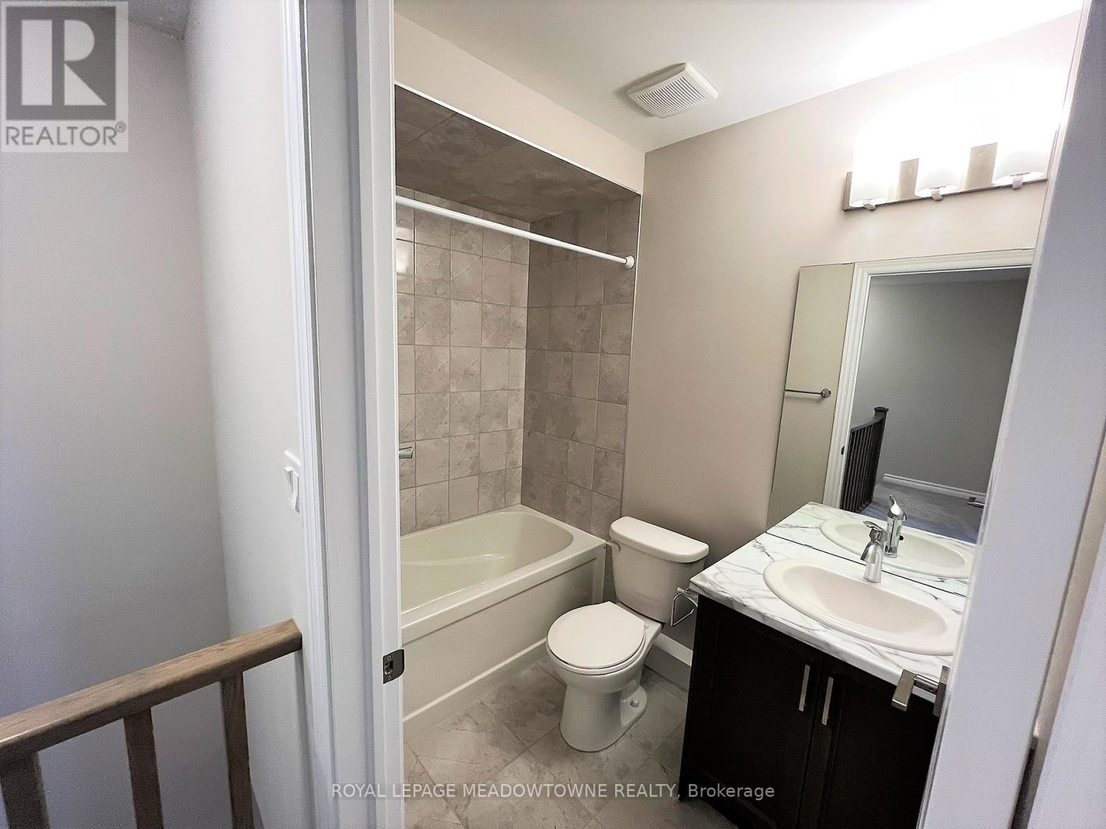 












146 - 445 ONTARIO STREET

,
Milton,




Ontario
L9T9K5

