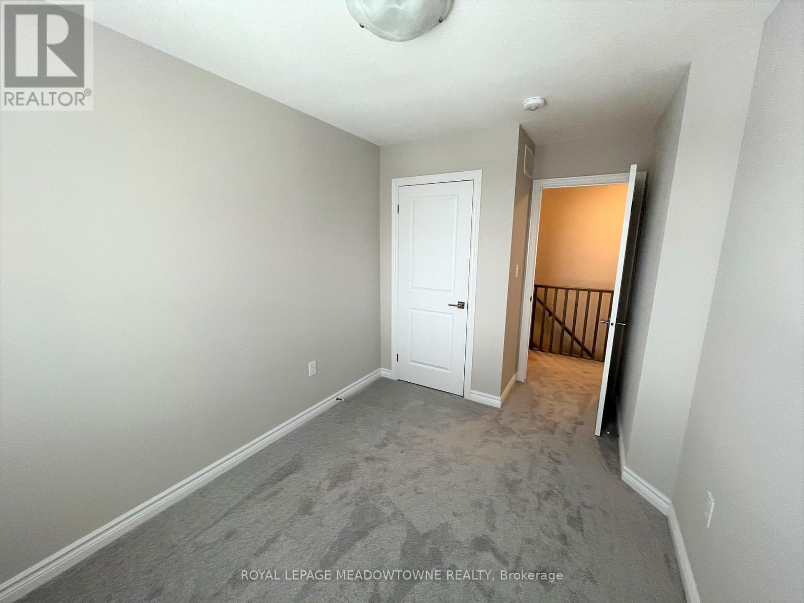 












146 - 445 ONTARIO STREET

,
Milton,




Ontario
L9T9K5

