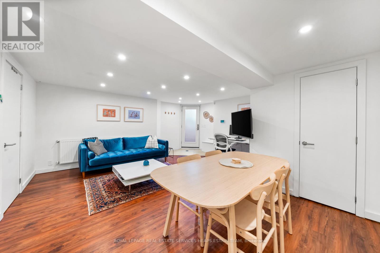 












LOWER - 392 MARKHAM STREET

,
Toronto,




Ontario
M6G2K9

