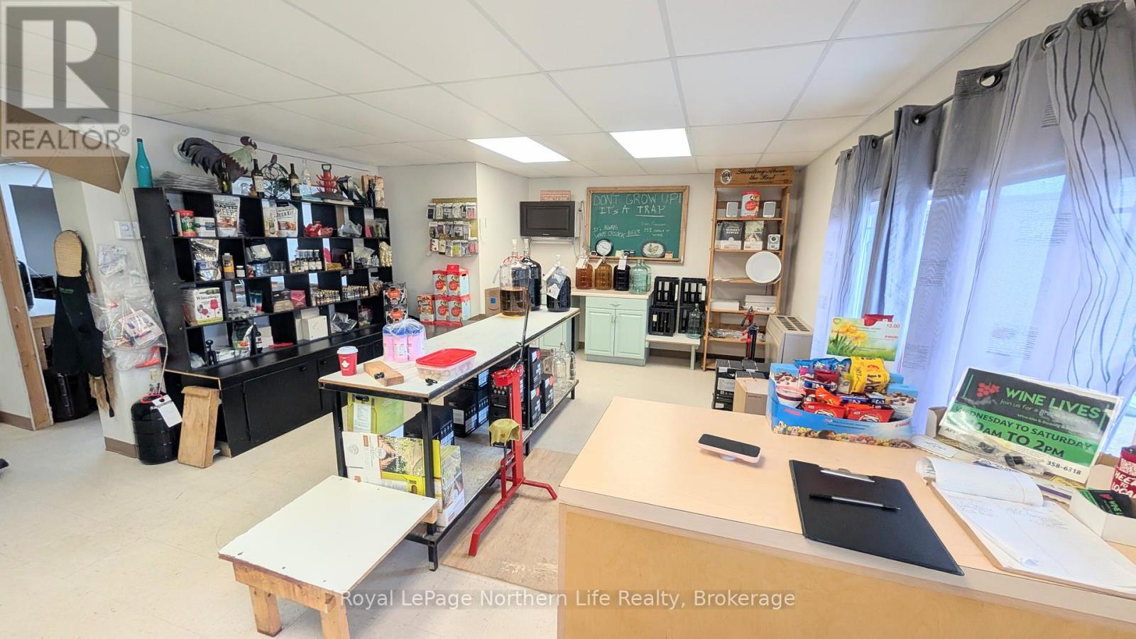 












178 CRAIG STREET N

,
West Nipissing (Sturgeon Falls),




Ontario
P2B3H8


