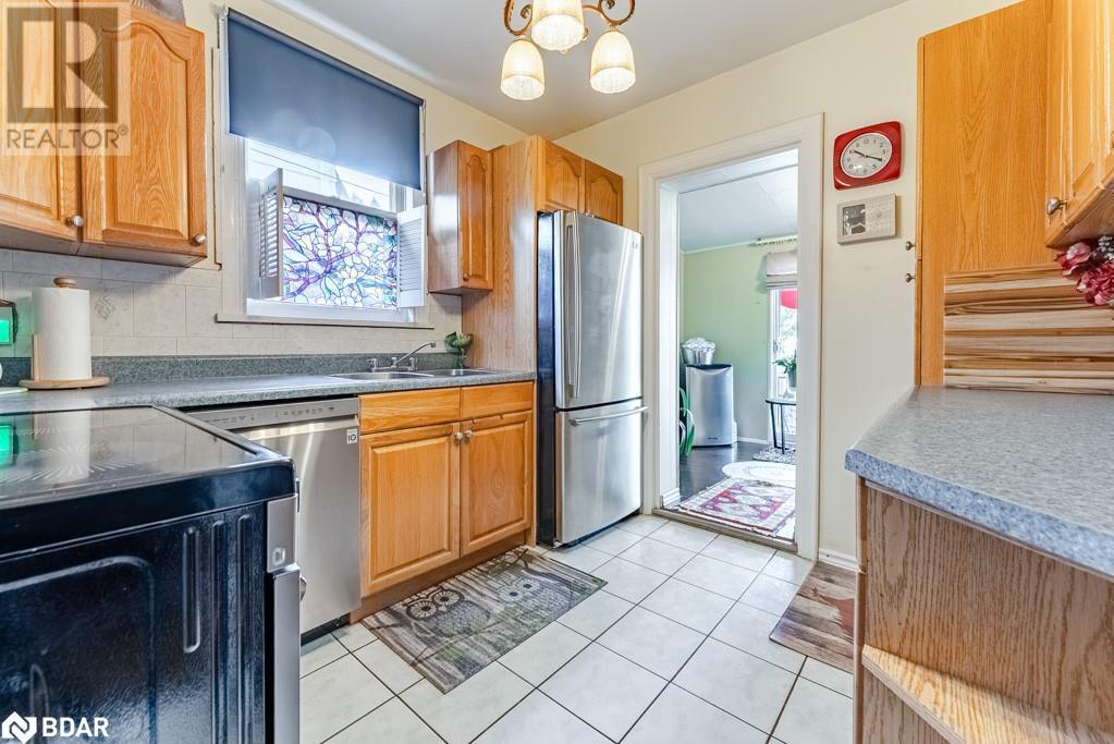 












60 CAMERON Avenue S

,
Hamilton,




Ontario
L8K2X2

