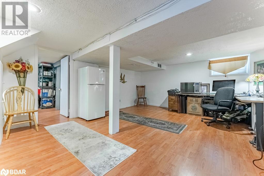 












60 CAMERON Avenue S

,
Hamilton,




Ontario
L8K2X2

