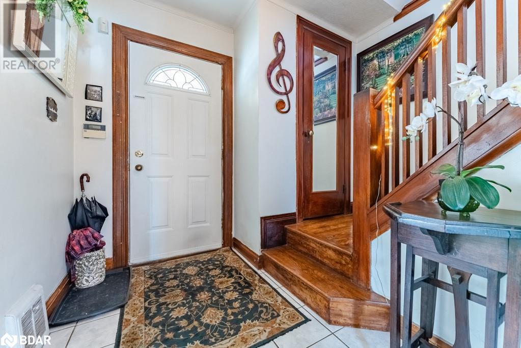 












60 CAMERON Avenue S

,
Hamilton,




Ontario
L8K2X2

