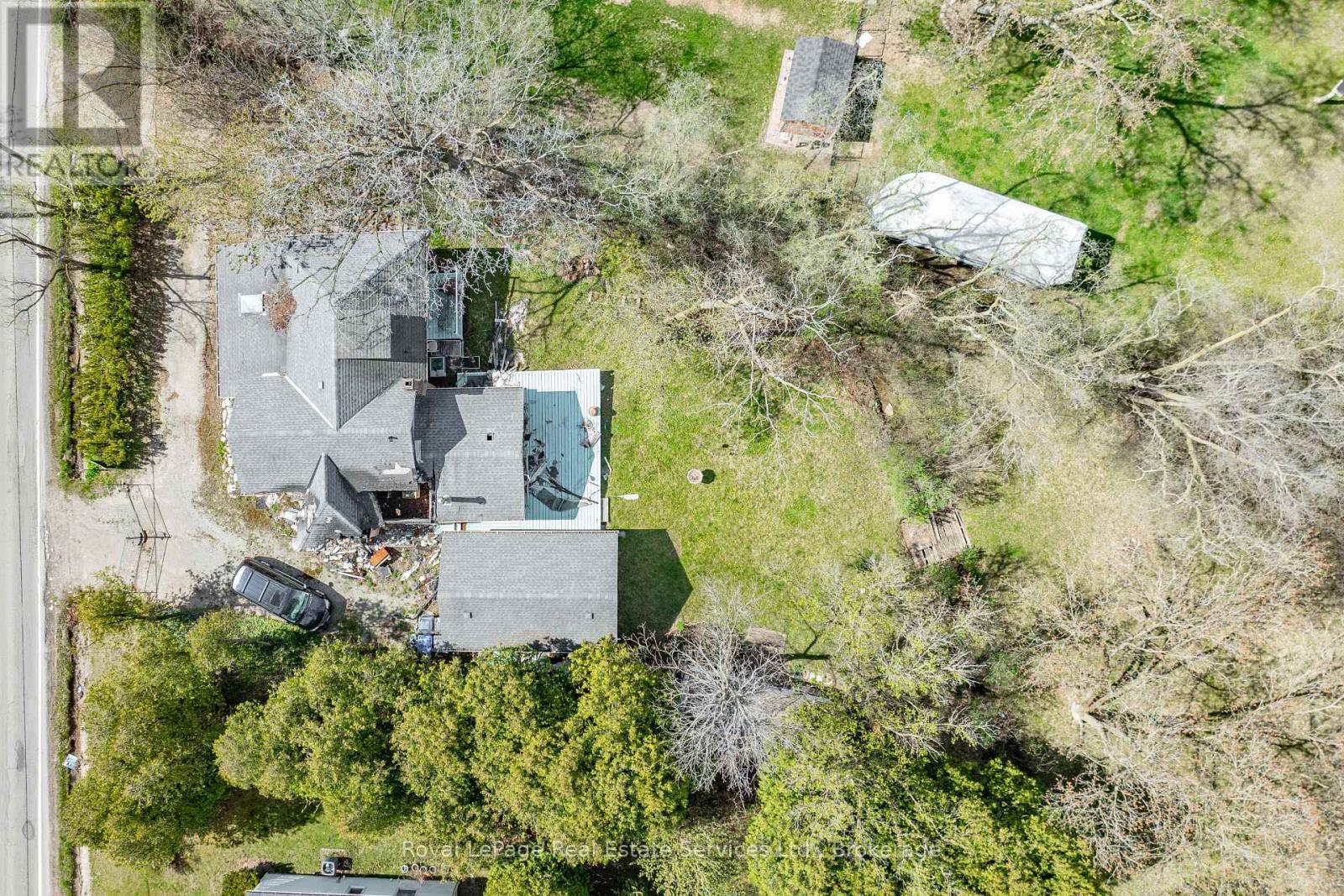 












701 YORK ROAD

,
Hamilton (Dundas),




Ontario
L9H5W9

