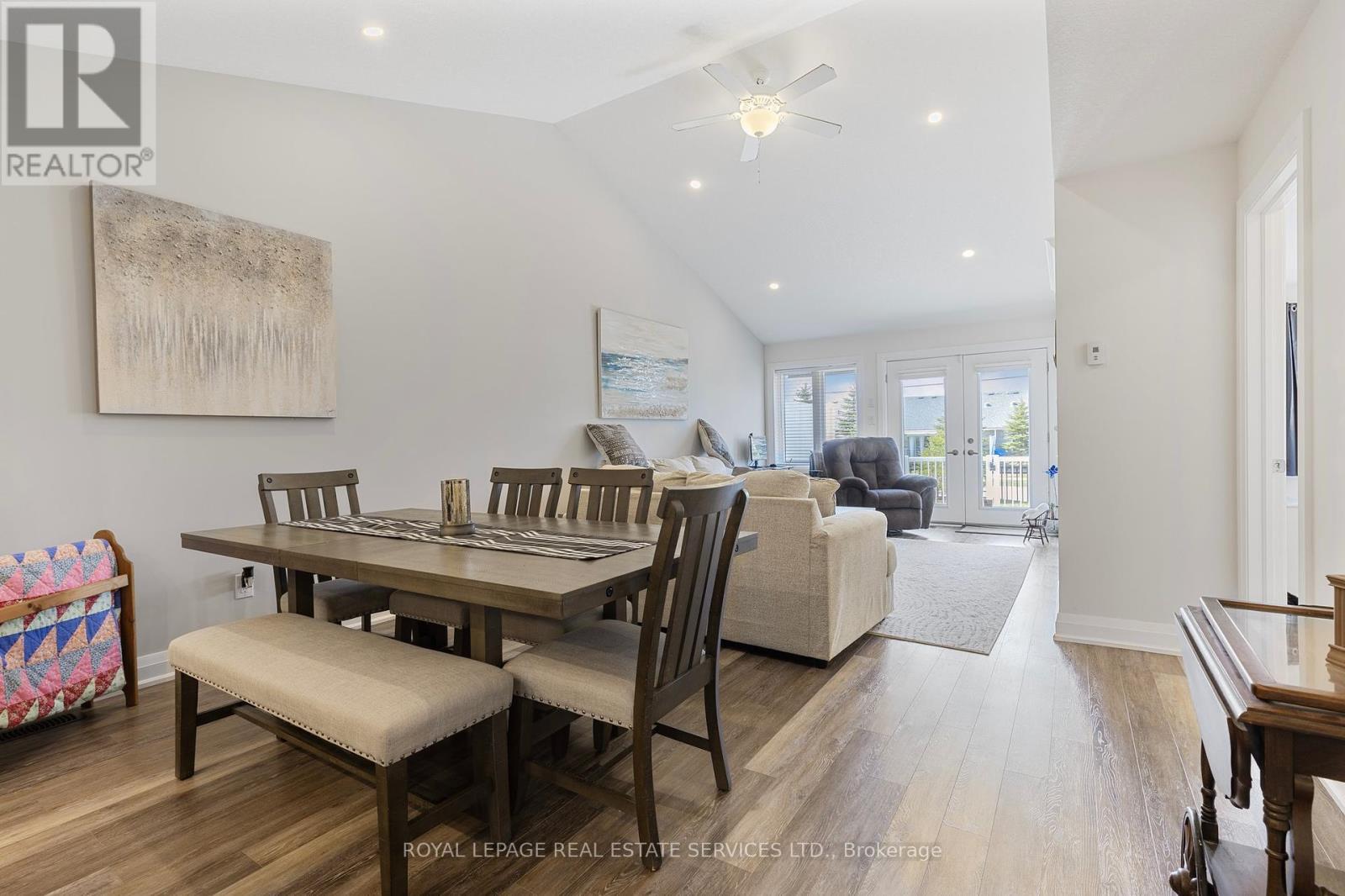 












2 IVY CRESCENT

,
Wasaga Beach,




Ontario
L9Z0H8

