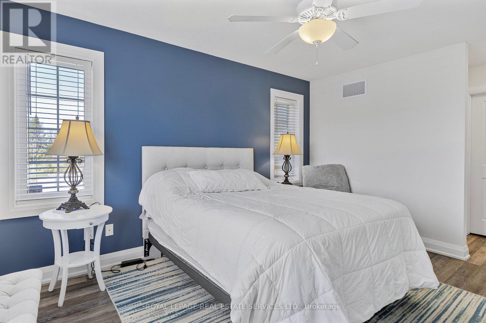












2 IVY CRESCENT

,
Wasaga Beach,




Ontario
L9Z0H8

