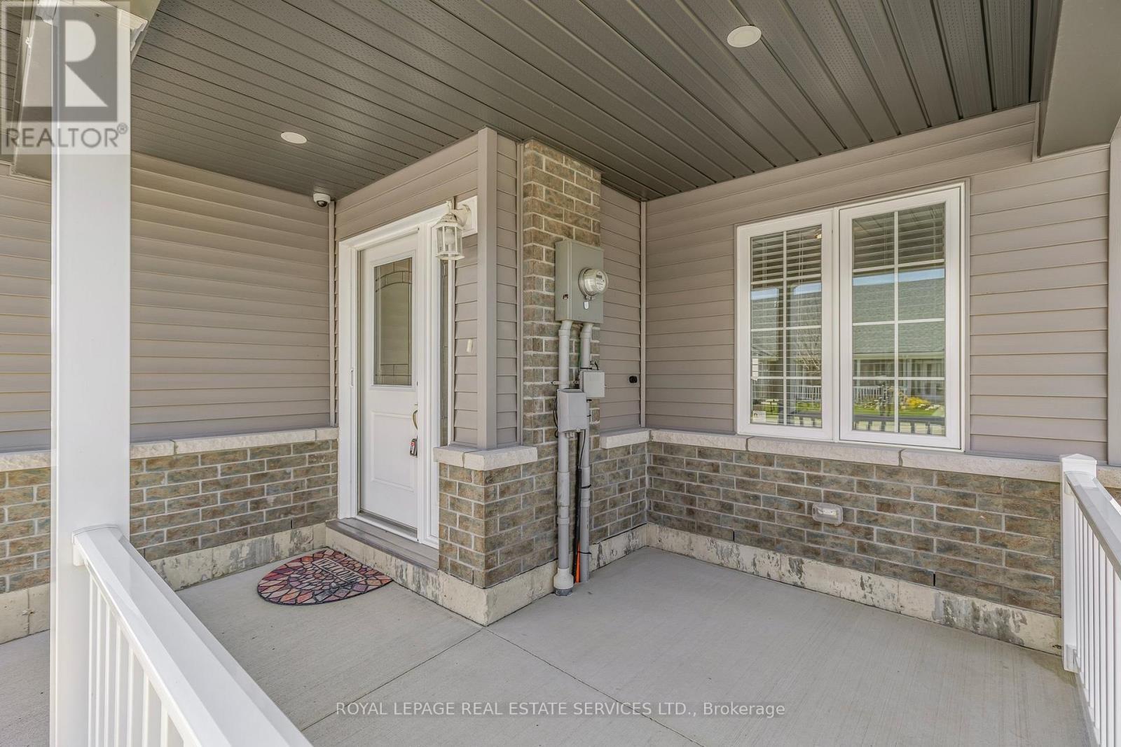 












2 IVY CRESCENT

,
Wasaga Beach,




Ontario
L9Z0H8

