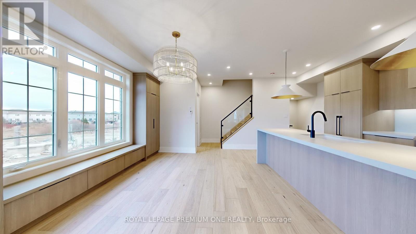 












17 - 2031 MATTEER COURT

,
Innisfil,




Ontario
L9S4T9

