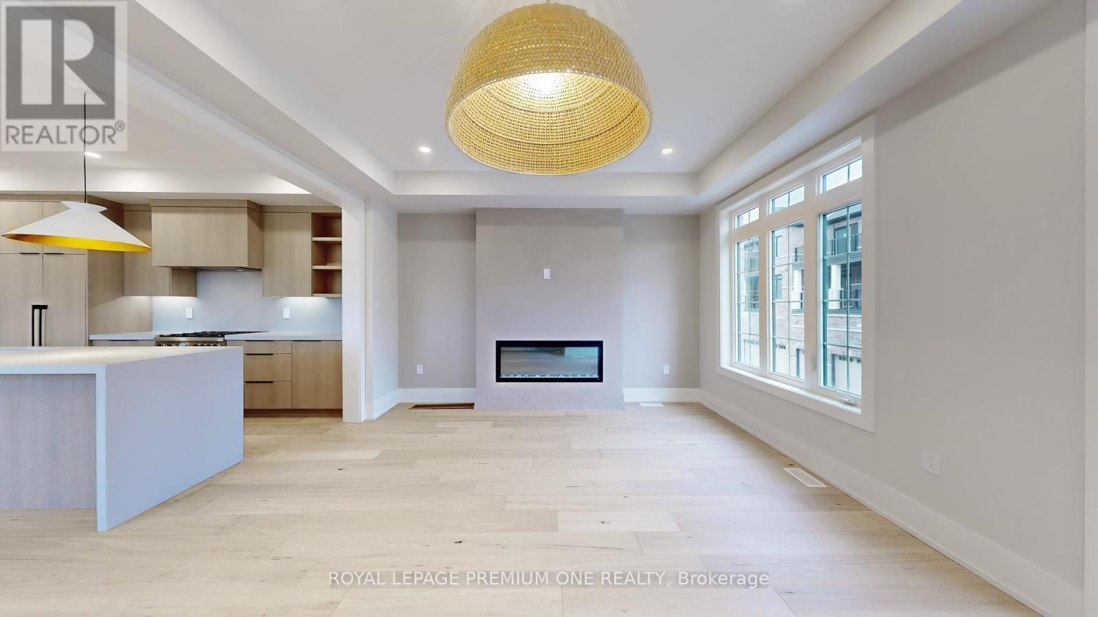 












17 - 2031 MATTEER COURT

,
Innisfil,




Ontario
L9S4T9

