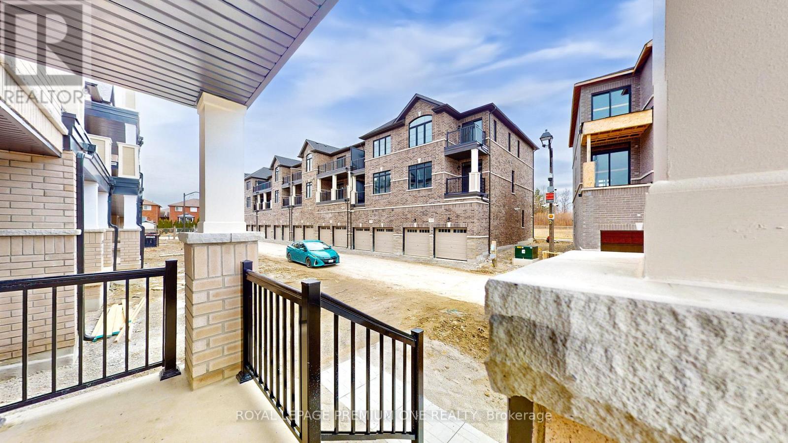 












17 - 2031 MATTEER COURT

,
Innisfil,




Ontario
L9S4T9

