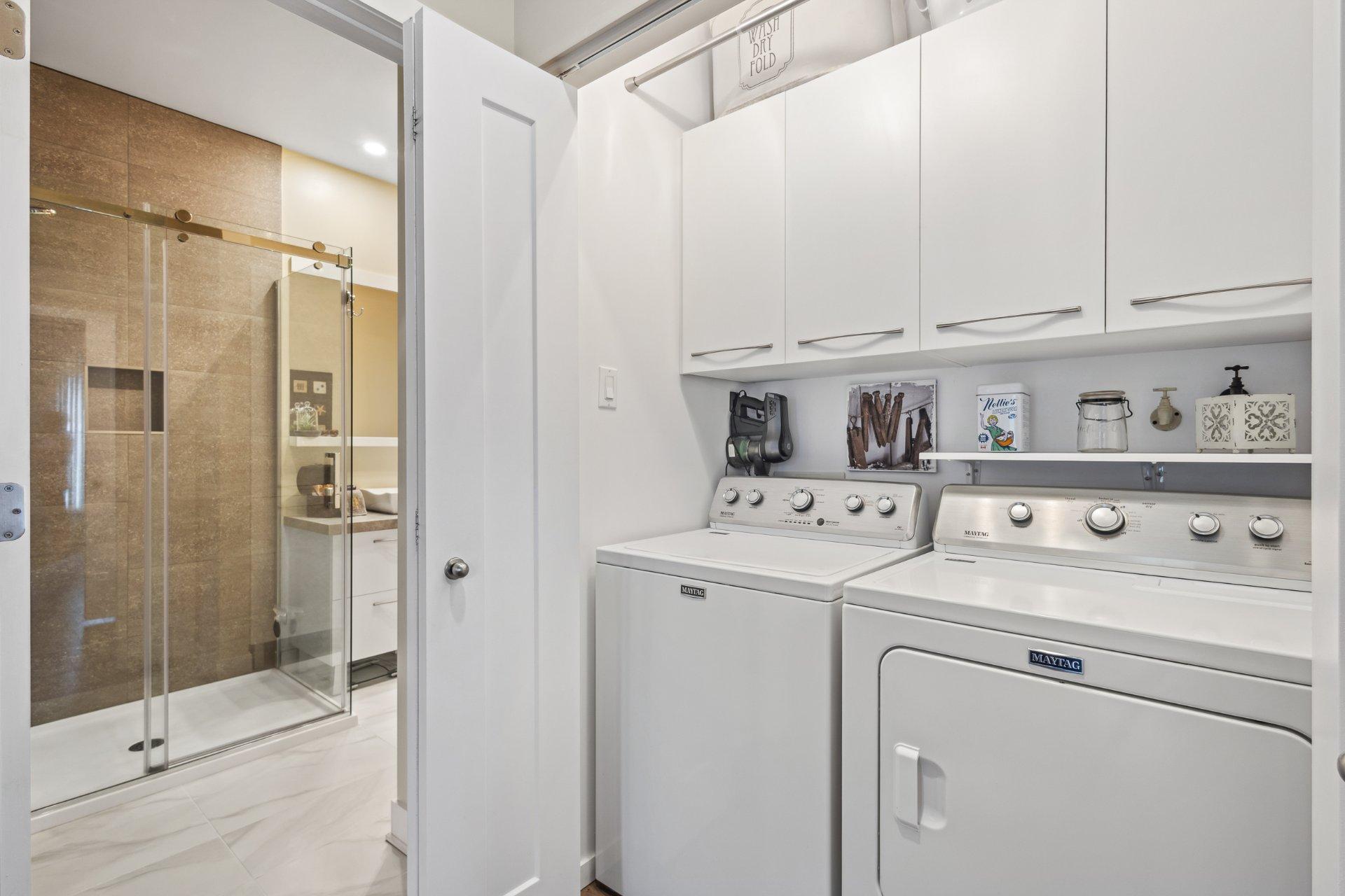 









100


Av. de l'Ail-des-Bois

,
Magog,




QC
J1X0X6

