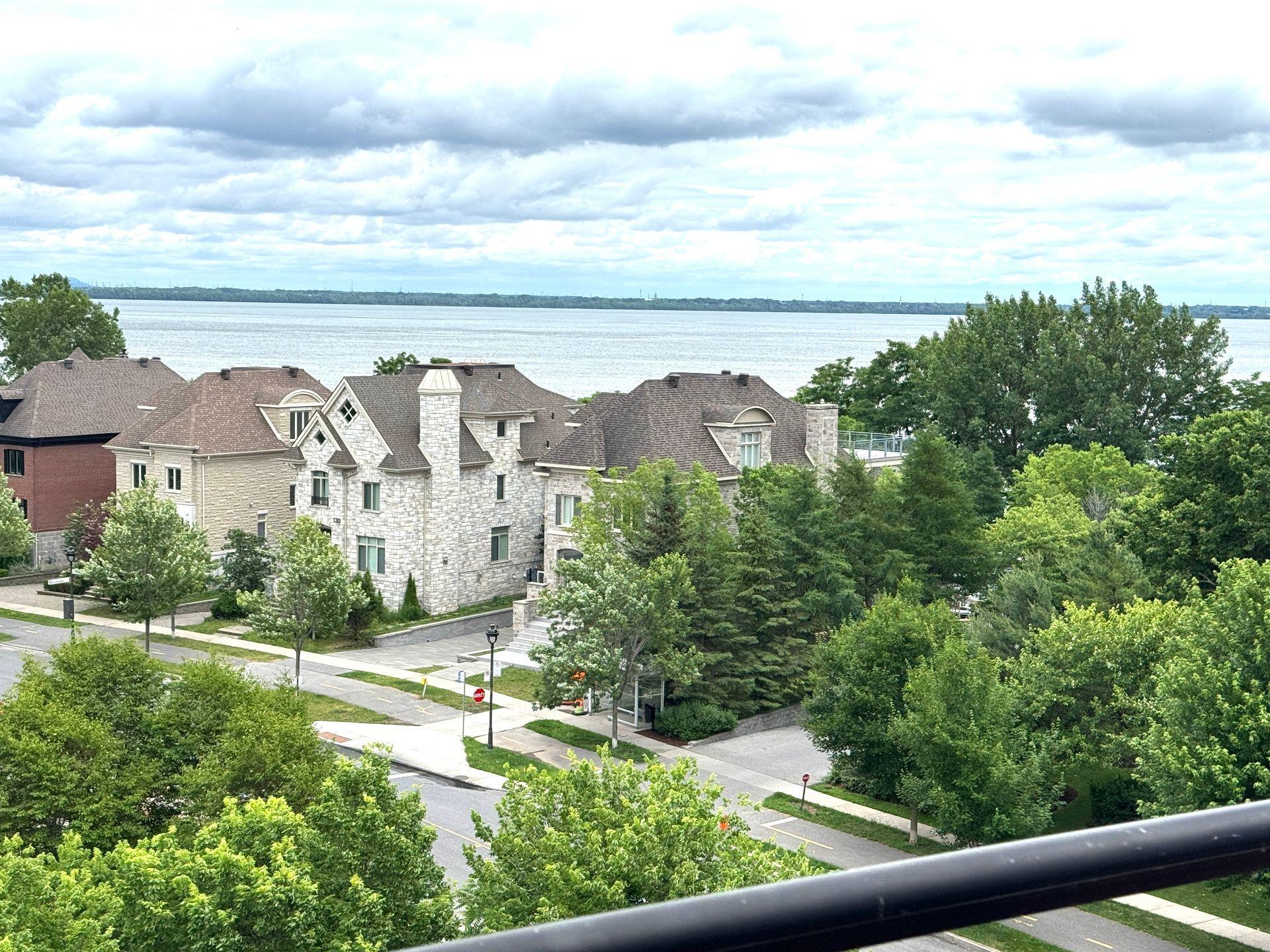 









201


Ch. de la Pointe-Sud

, 614,
Montréal (Verdun/Île-des-Soeurs),




QC
H3E0A2

