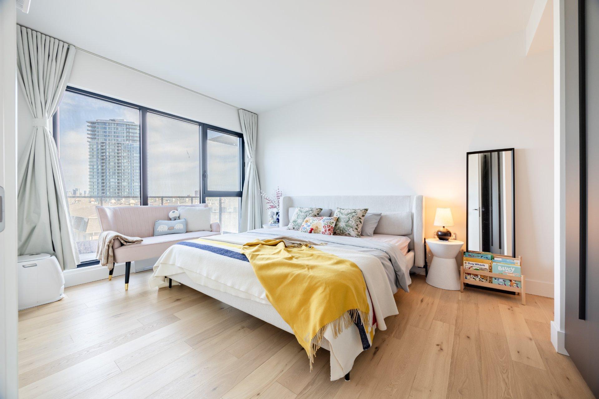 









900


Rue André-Prévost

, 503,
Montréal (Verdun/Île-des-Soeurs),




QC
H3E0E6

