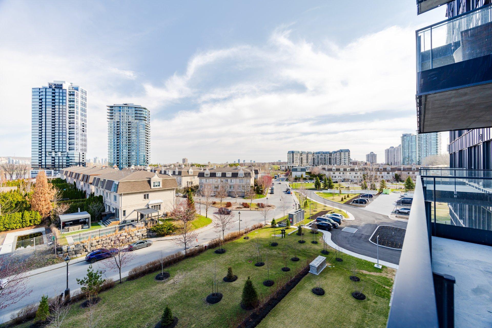 









900


Rue André-Prévost

, 503,
Montréal (Verdun/Île-des-Soeurs),




QC
H3E0E6

