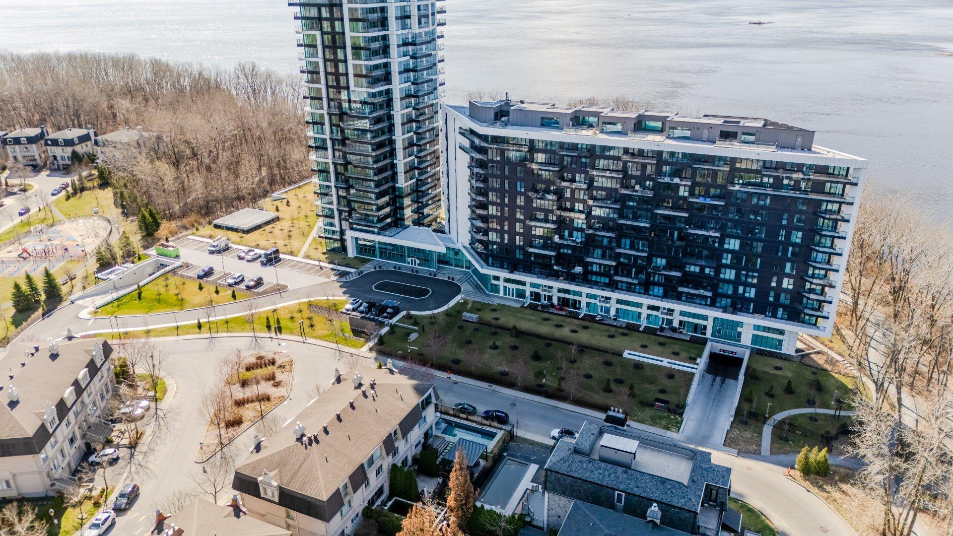 









900


Rue André-Prévost

, 503,
Montréal (Verdun/Île-des-Soeurs),




QC
H3E0E6

