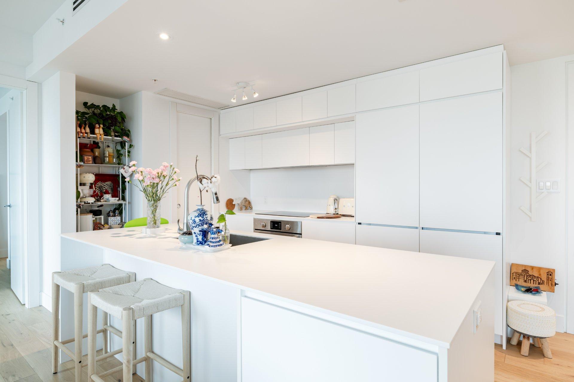 









900


Rue André-Prévost

, 503,
Montréal (Verdun/Île-des-Soeurs),




QC
H3E0E6

