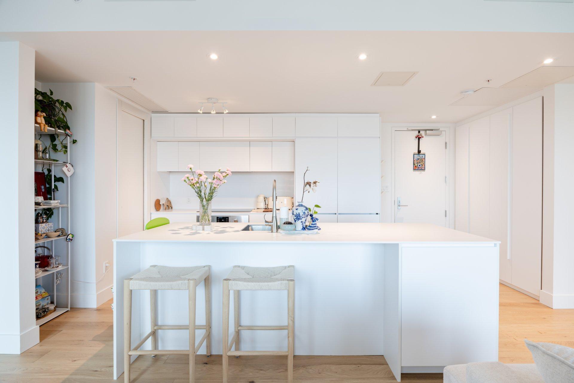 









900


Rue André-Prévost

, 503,
Montréal (Verdun/Île-des-Soeurs),




QC
H3E0E6

