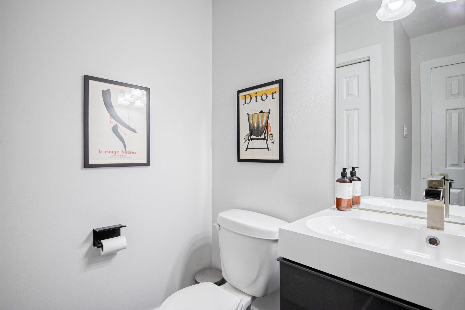 









11


Av. du Mont-St-Bruno

,
Sainte-Julie,




QC
J3E2Z8

