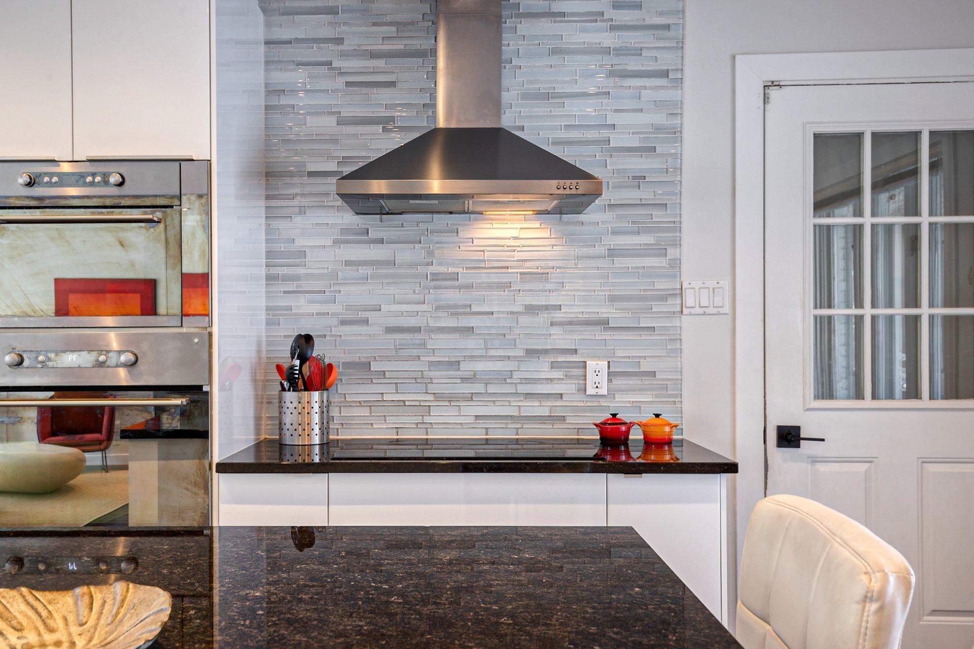 









11


Av. du Mont-St-Bruno

,
Sainte-Julie,




QC
J3E2Z8

